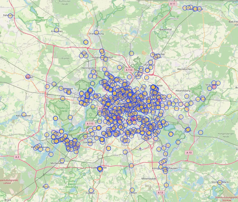A screenshot of a map of Berlin with a large number of circles on top, representing the locations of parcel lockers